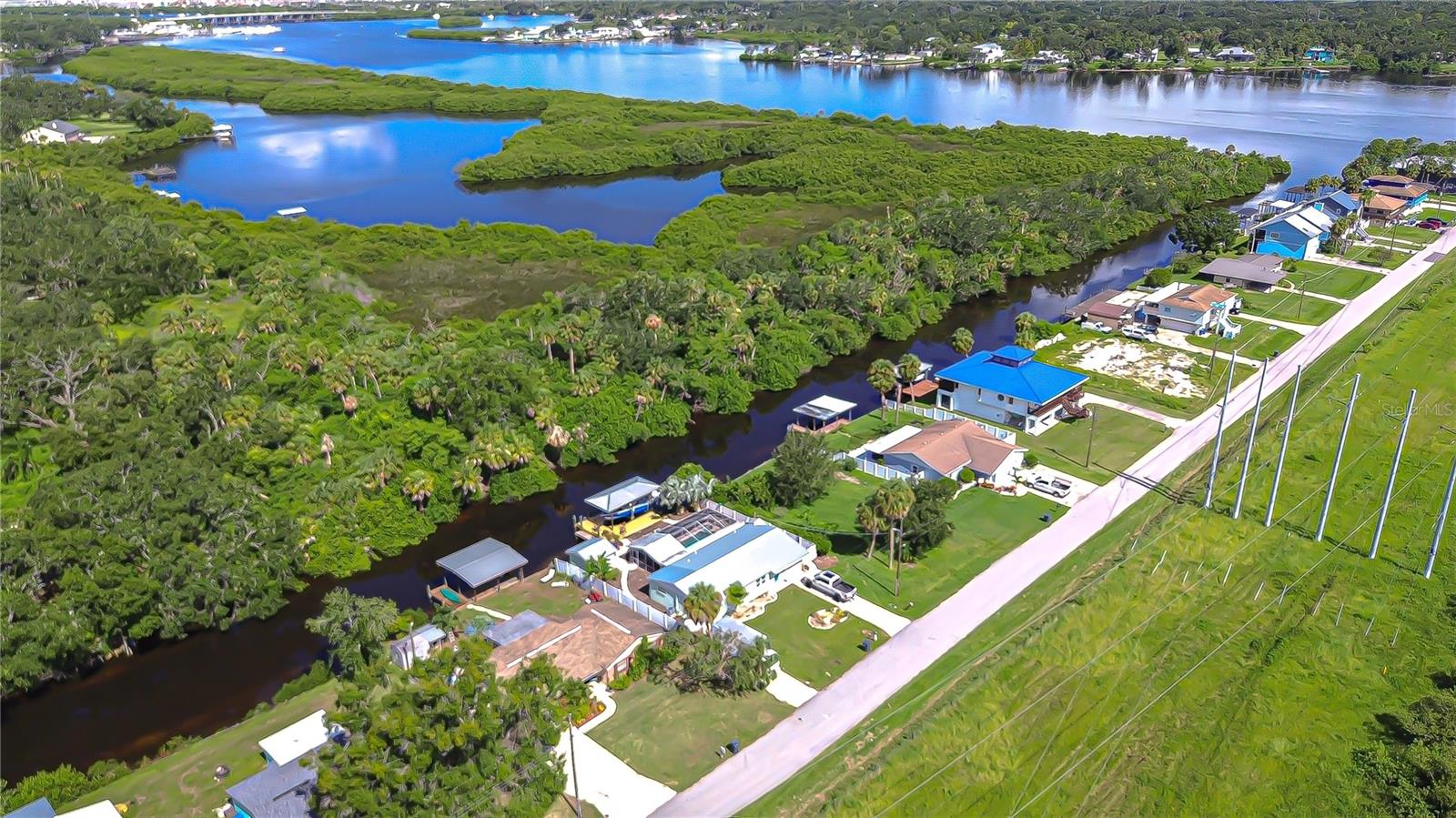 Quiet Canal Access with Direct Gulf Route!