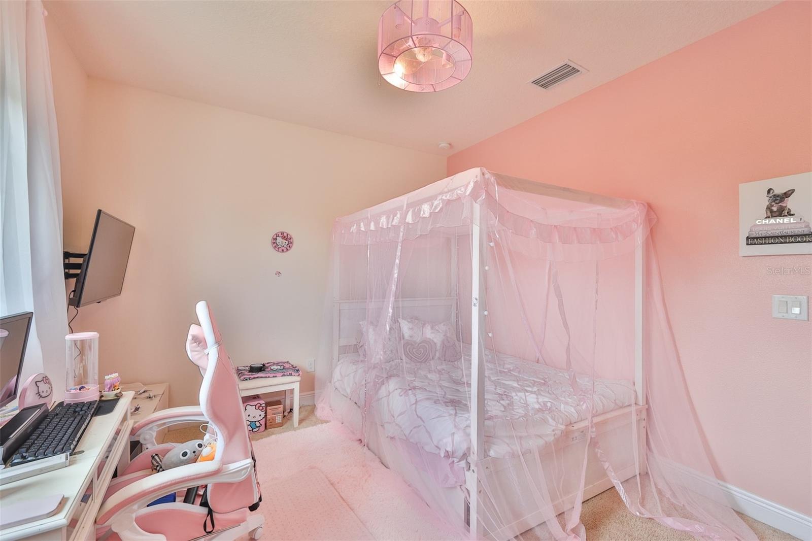 2nd Bedroom