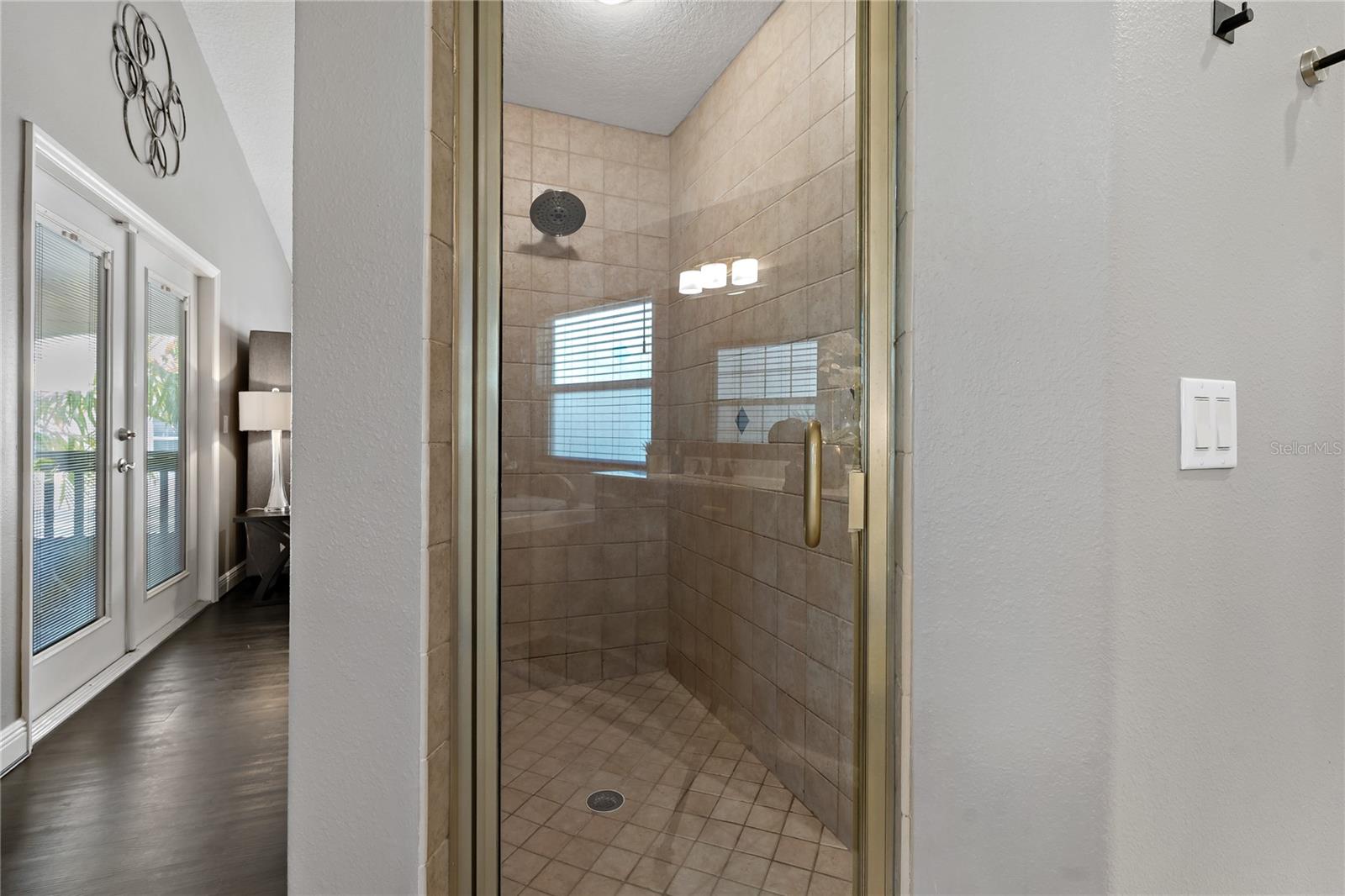 WALK-IN SHOWER IN PRIMARY BATH