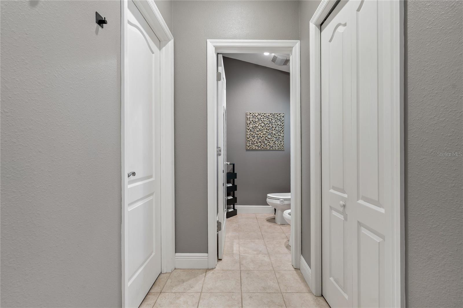 SPACIOUS PRIMARY SUITE
