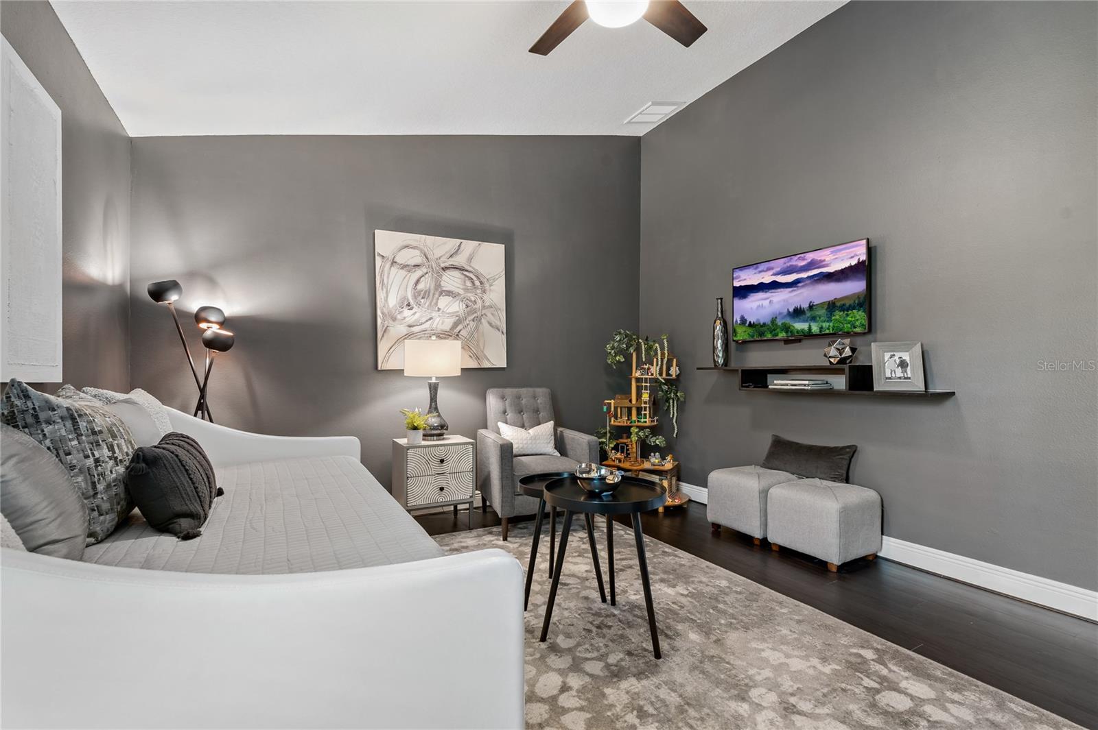 BEDROOM #2