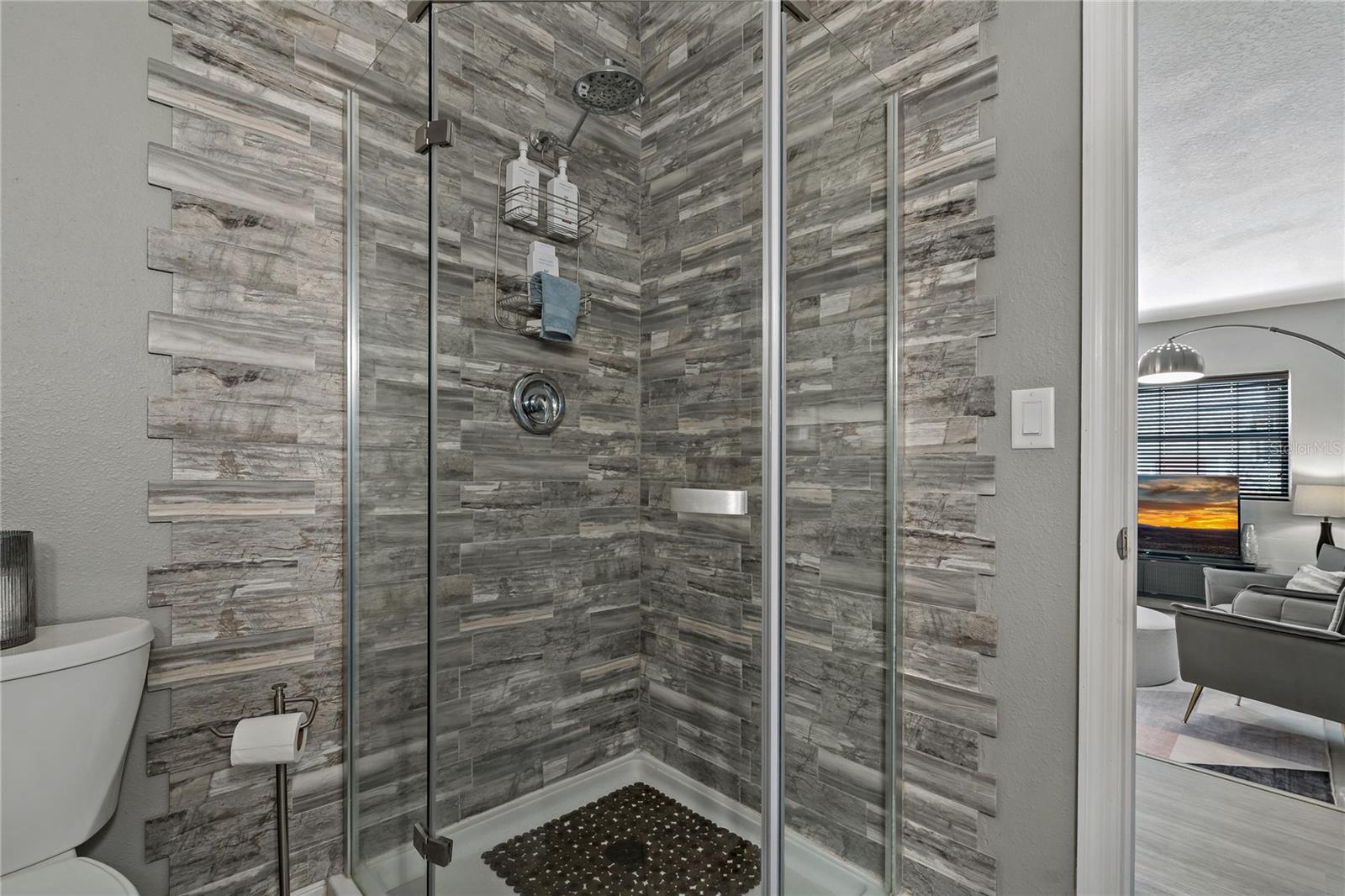 WALK IN SHOWER