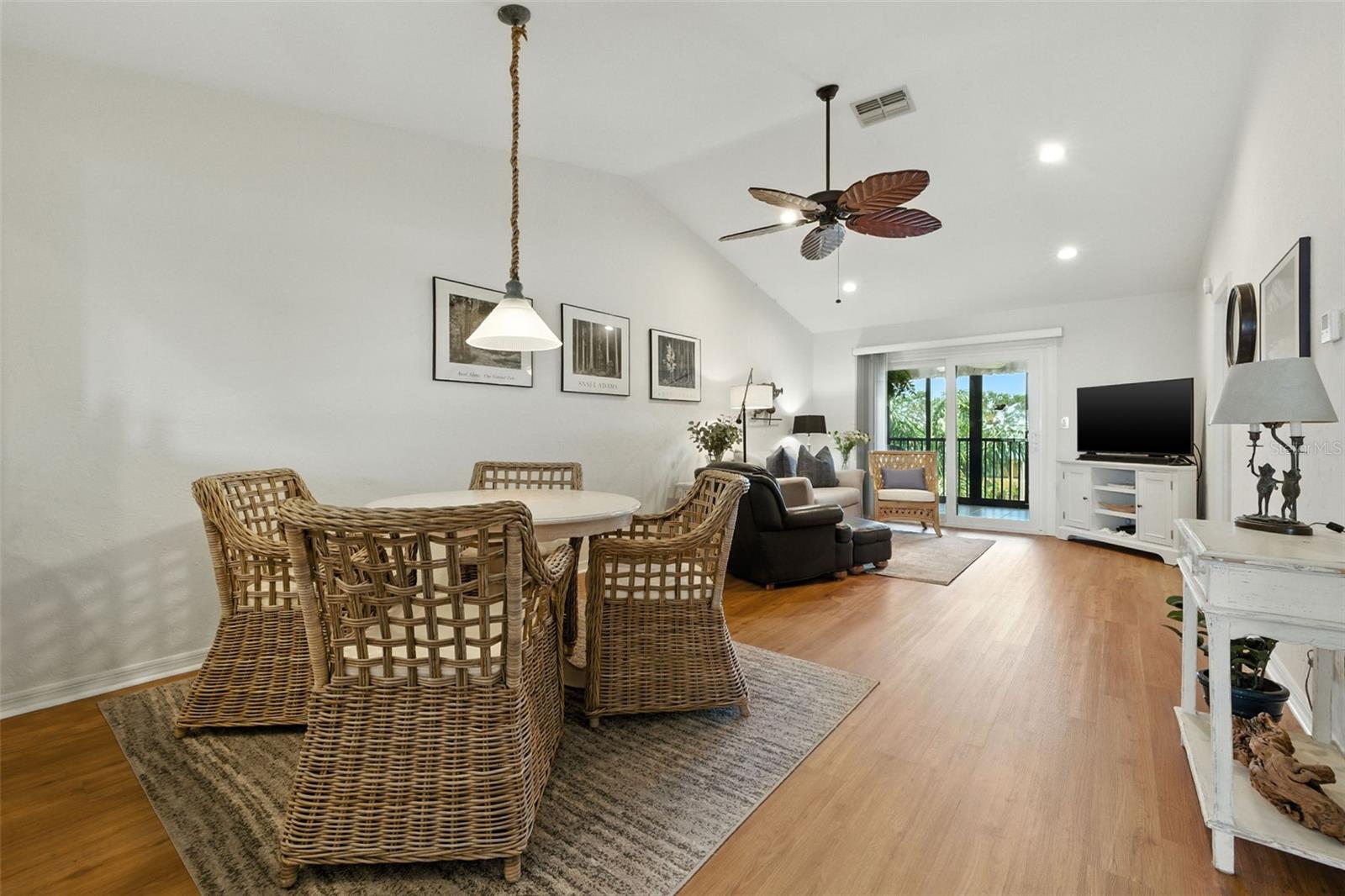 Dining Room/Living Room