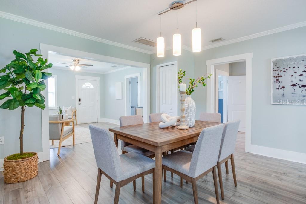 Main House Dining Room