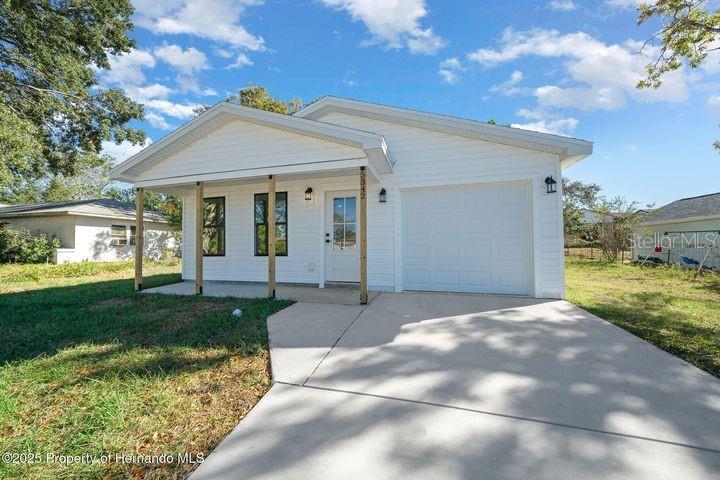 3492 Sugarfoot Dr