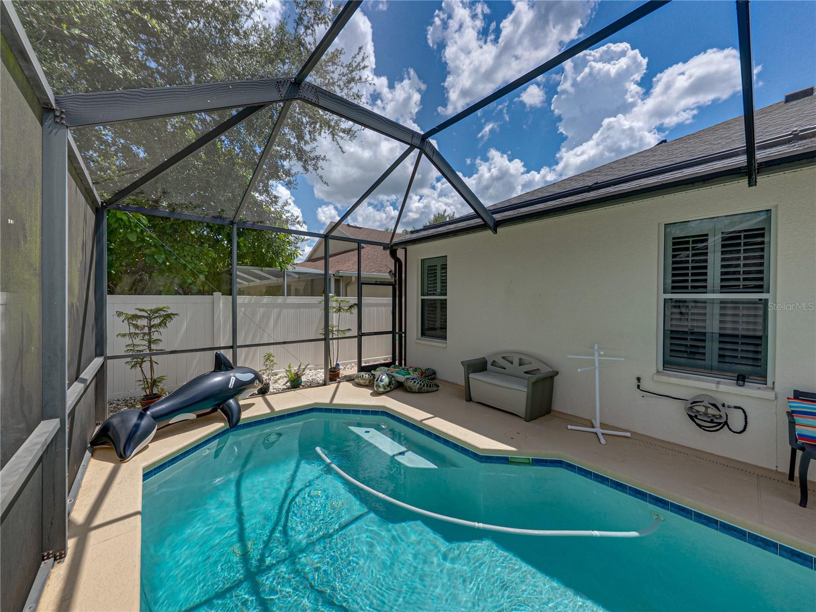 Screened-in pool