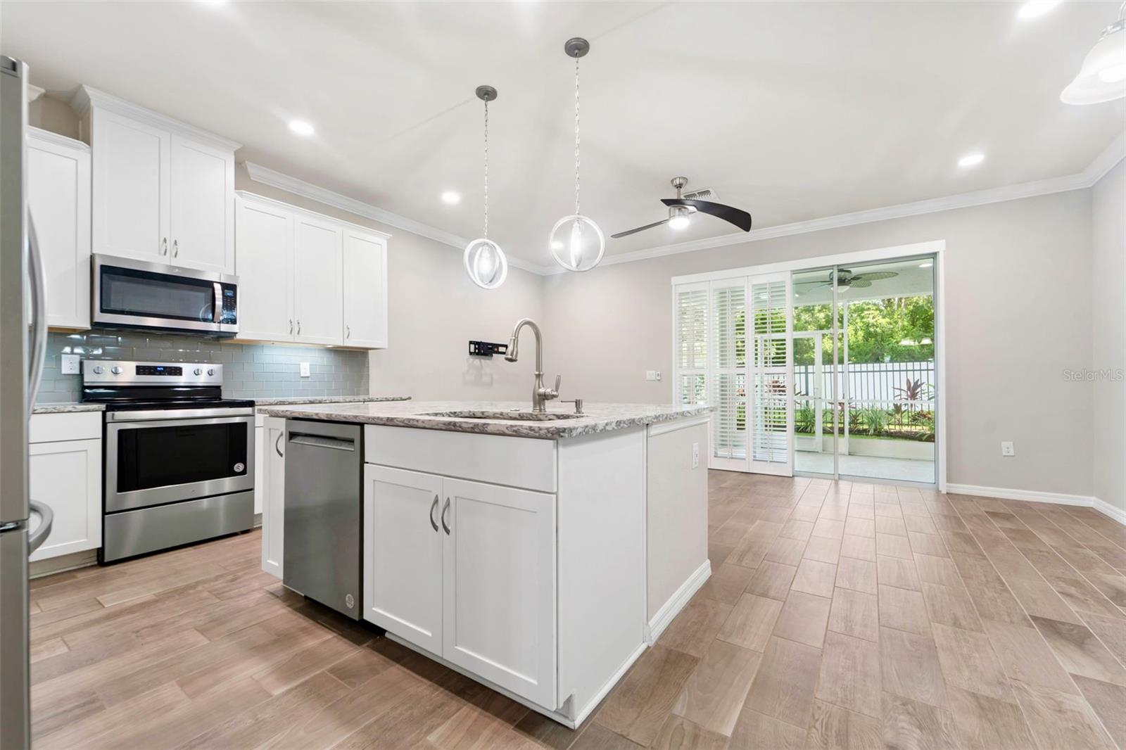 High ceilings, open floor plan