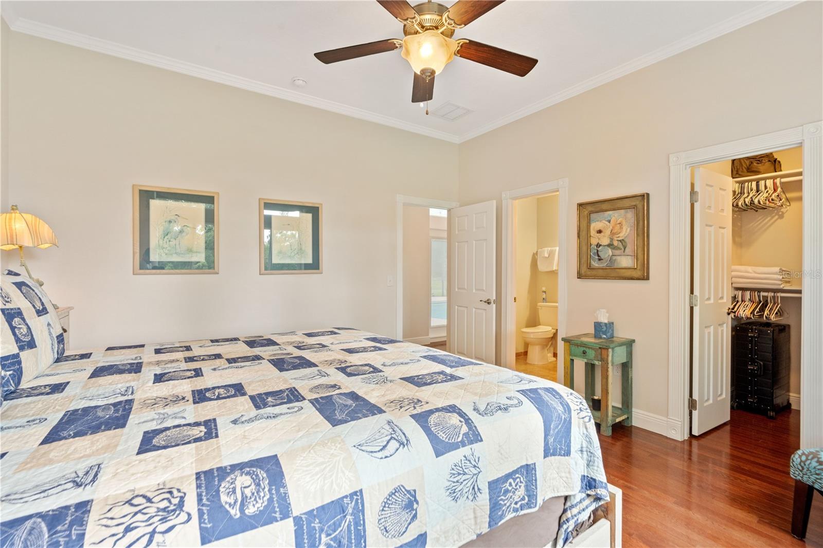 2nd bedroom