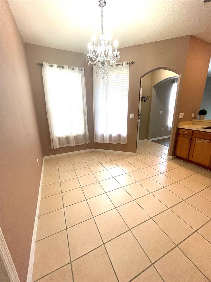 Breakfast area in kitchen