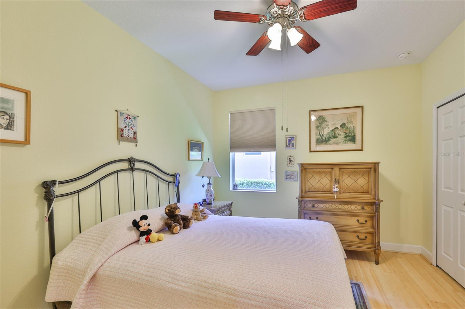 Bedroom 2 with double closet, ceiling fan - split bedrooms!
