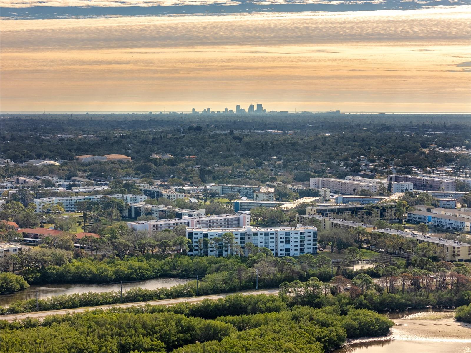 TB8417472