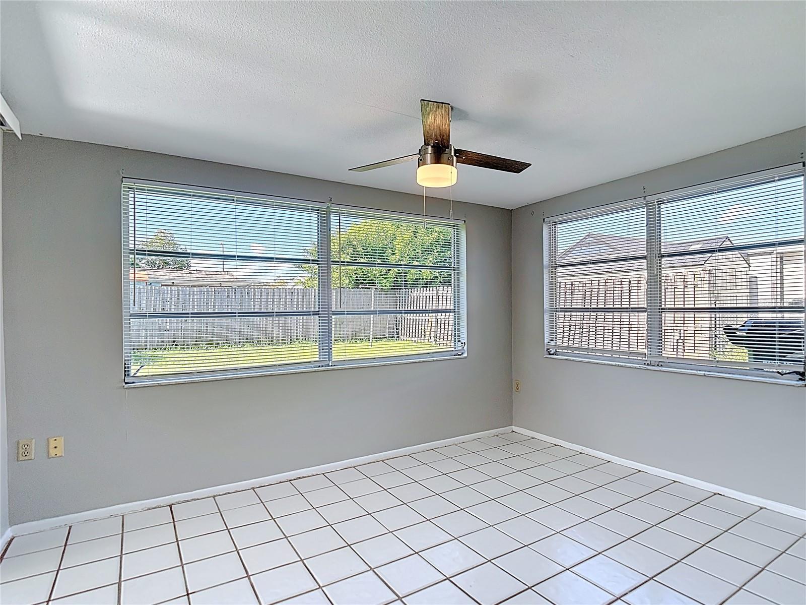 Bonus/3rd bedroom