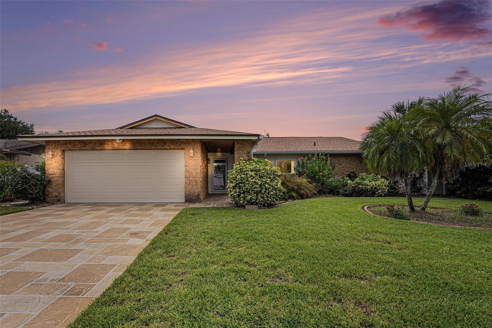 Great curb appeal!