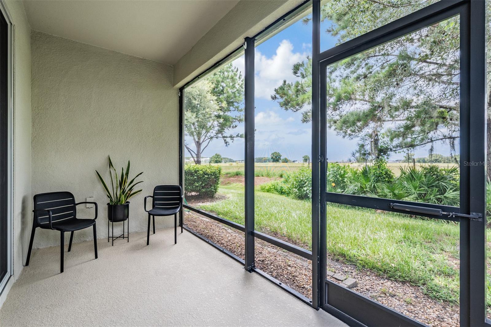 Enclosed Patio to enjoy the outdoor pastures