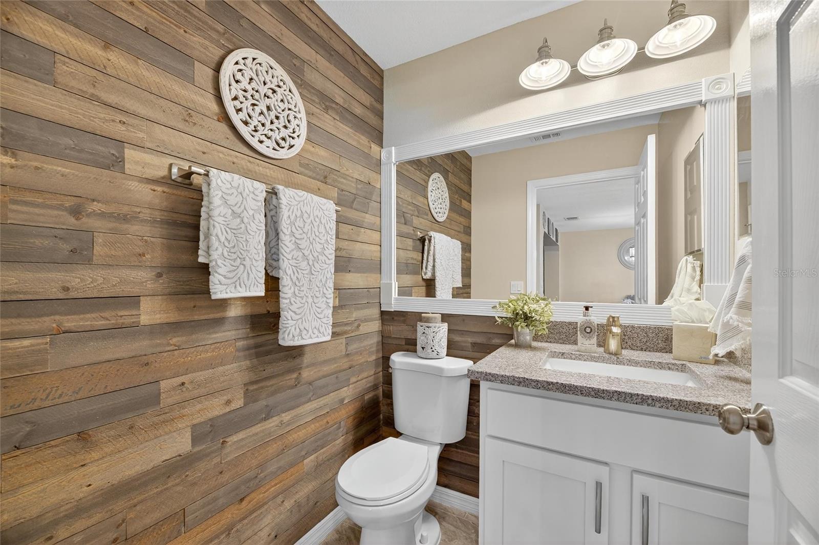 1/2 Bath