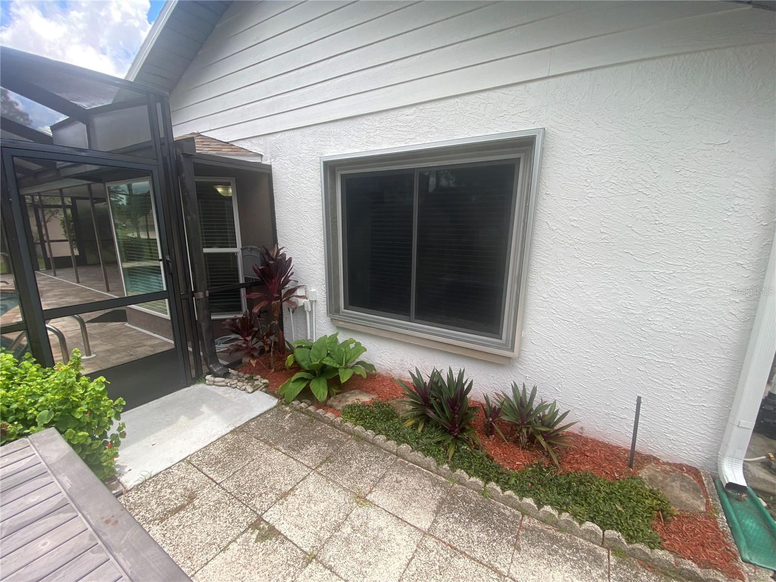 W7878158