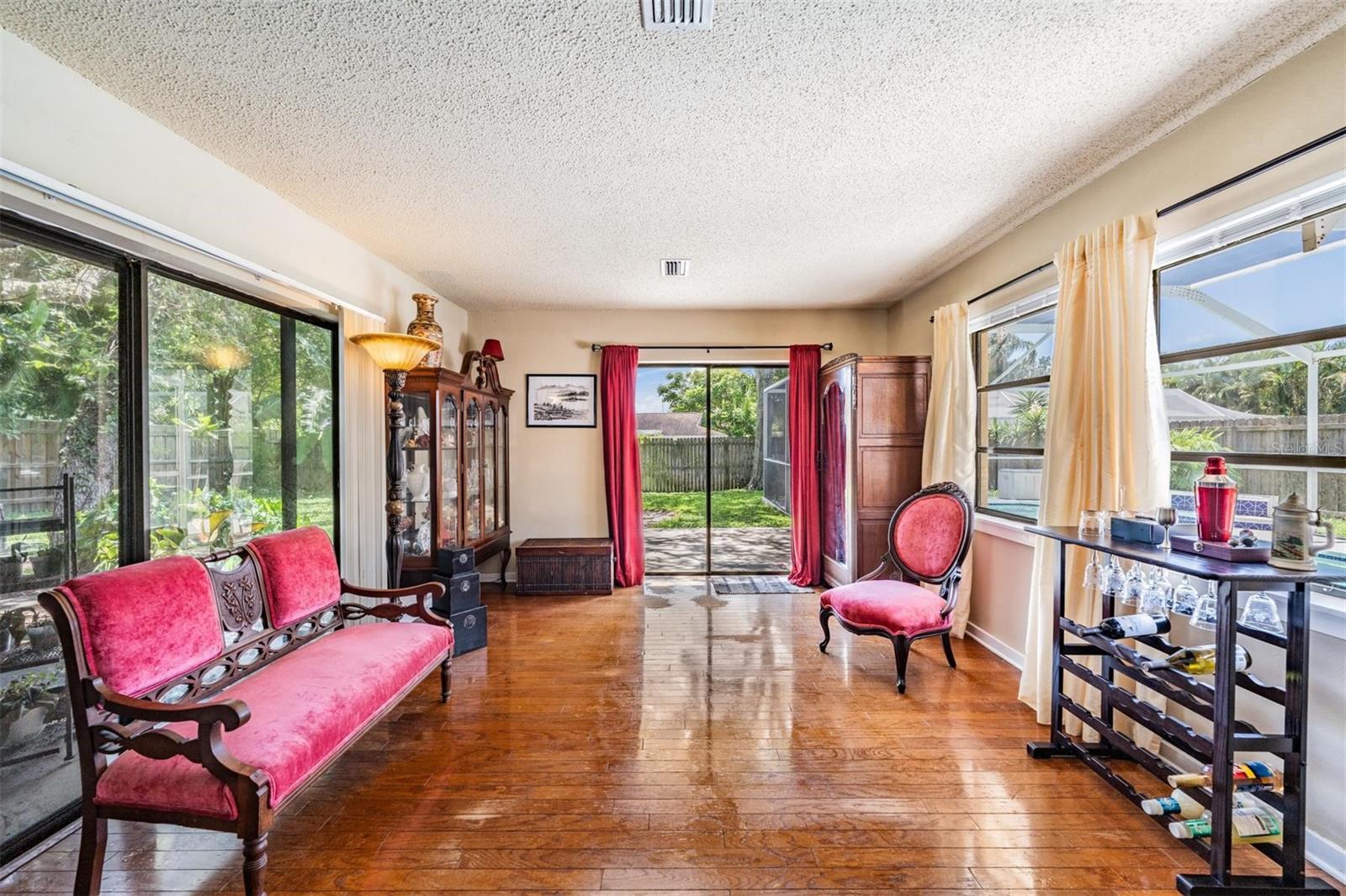 Dining room w/sliders to backyard