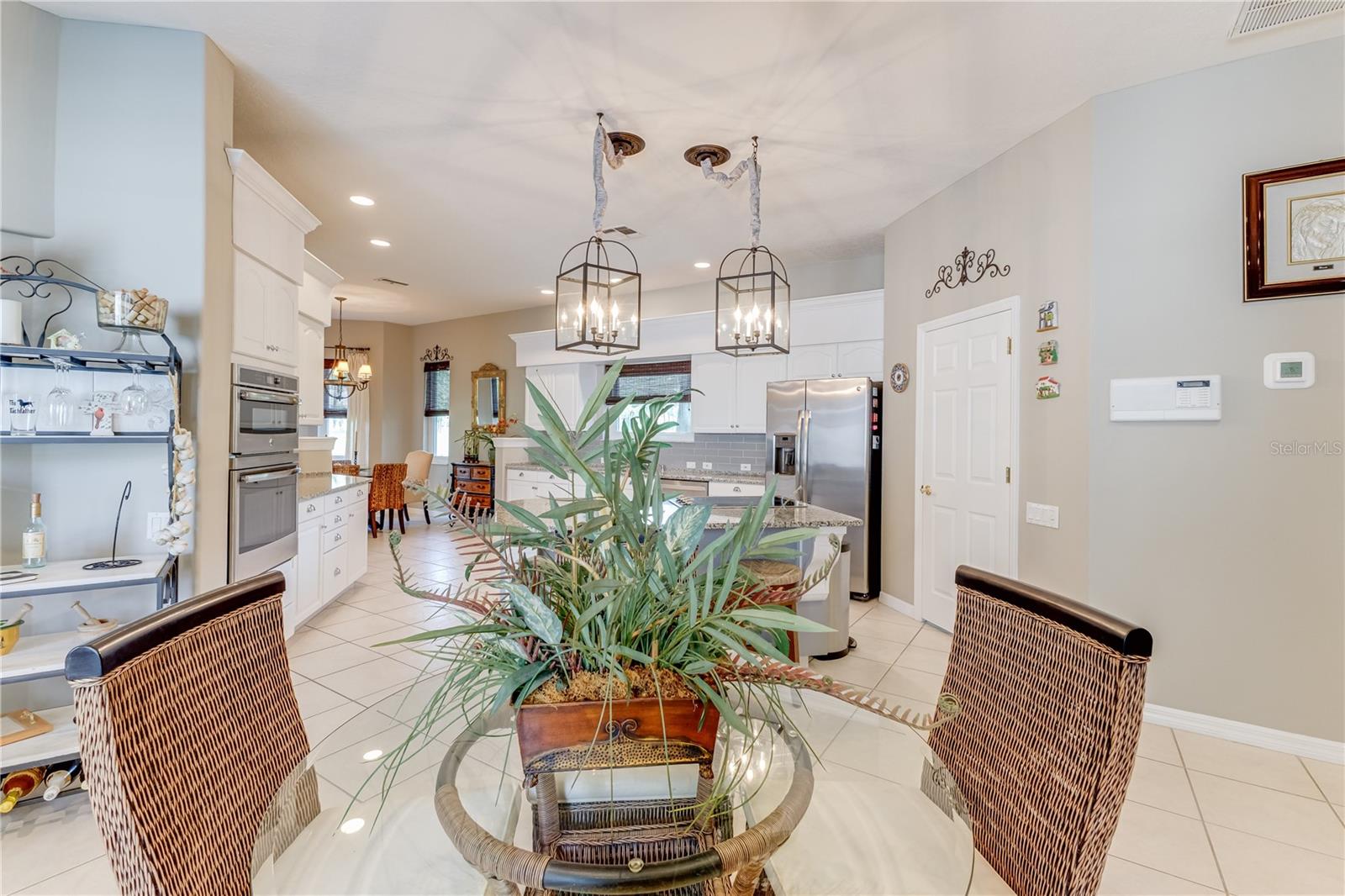 Kitchen Dining Area