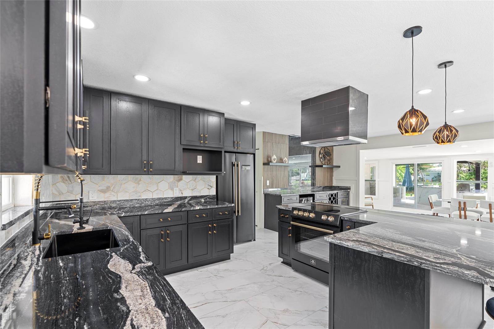 Kitchen 15x14