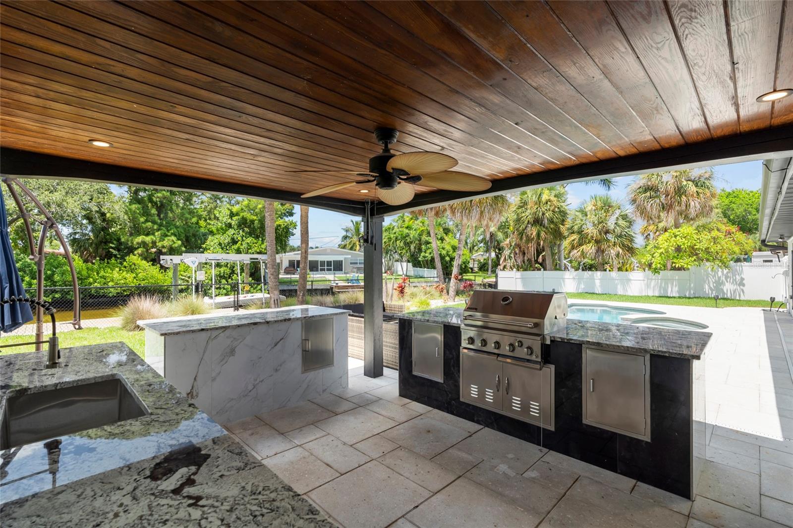 Outdoor kitchen