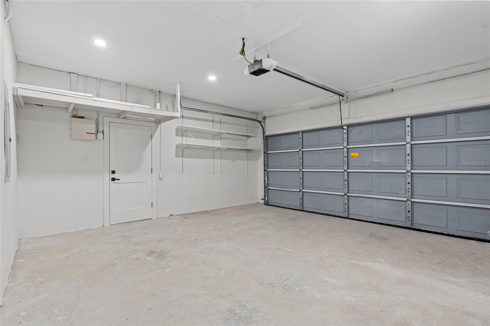 2 car garage 23x21