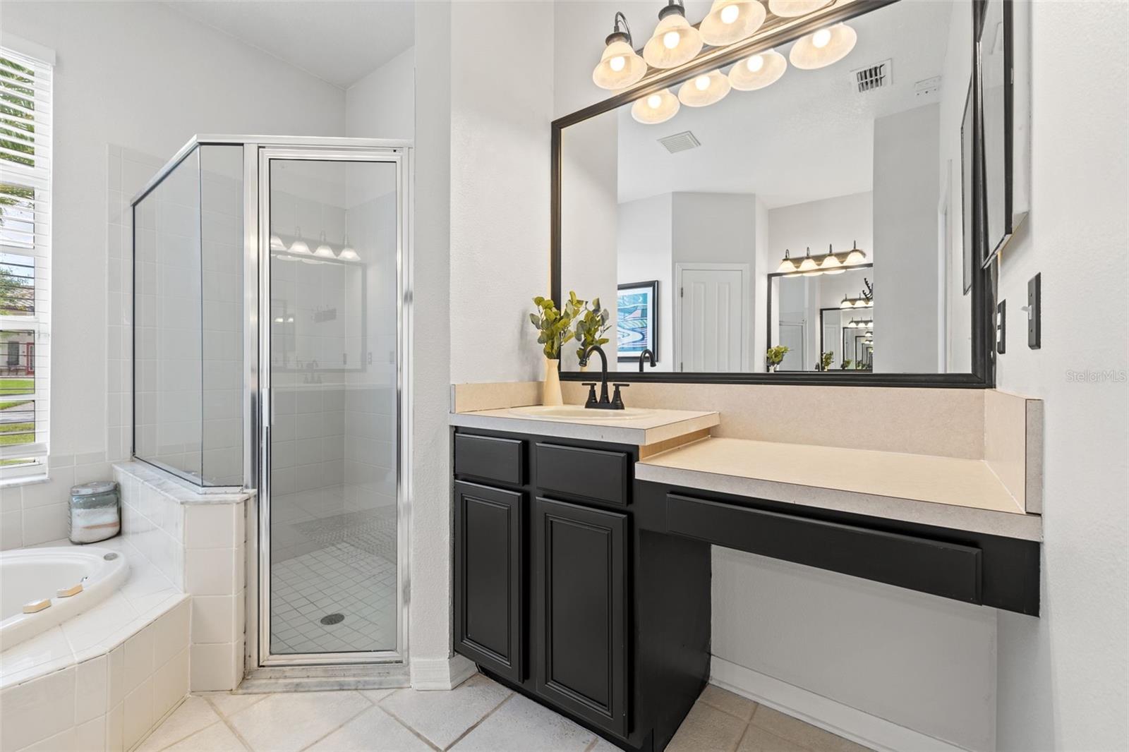 Primary Bathroom/Shower