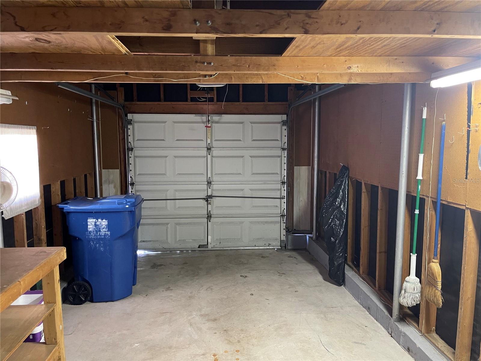 SPACIOUS ONE CAR GARAGE