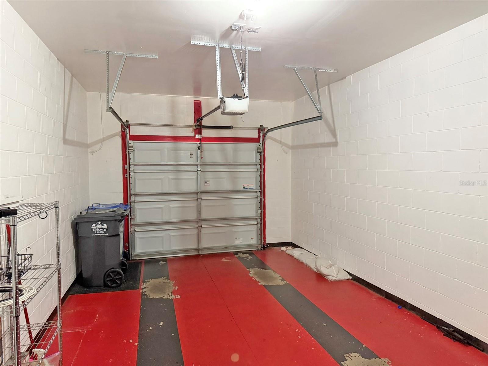 One-car garage