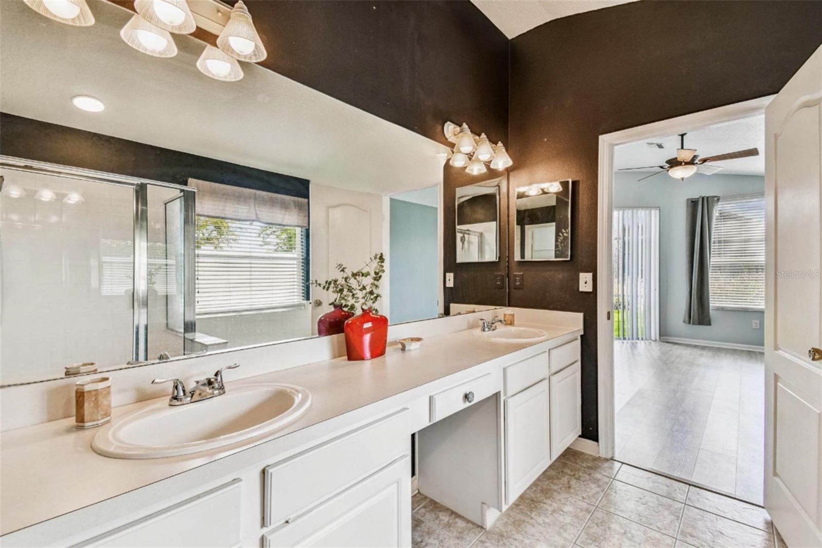 Primary Bath-Dual Sinks