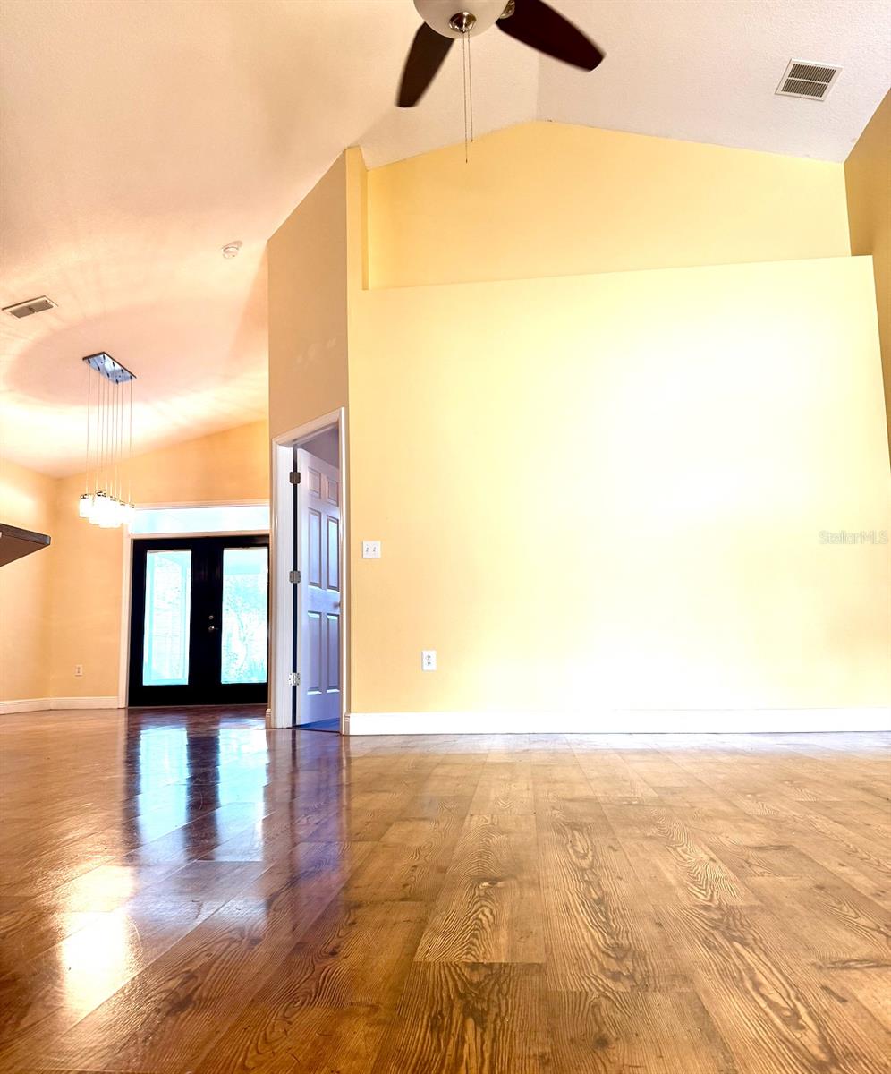 Living Rm