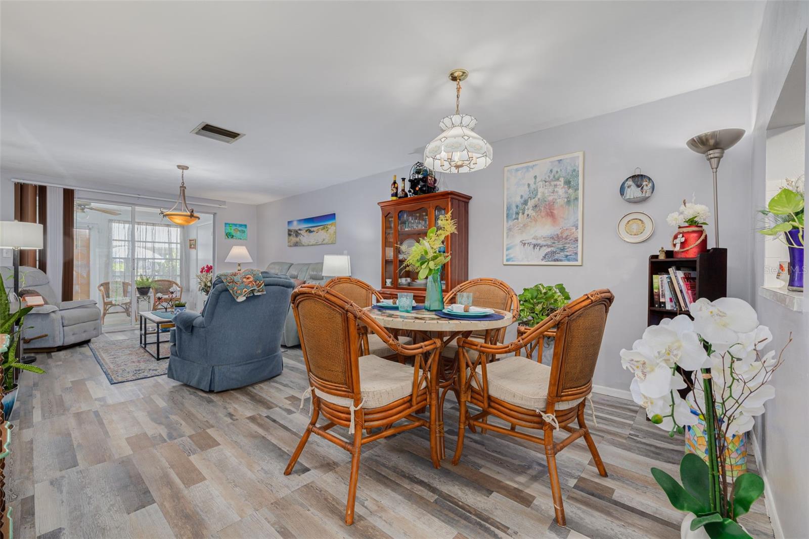 Formal Dining Area