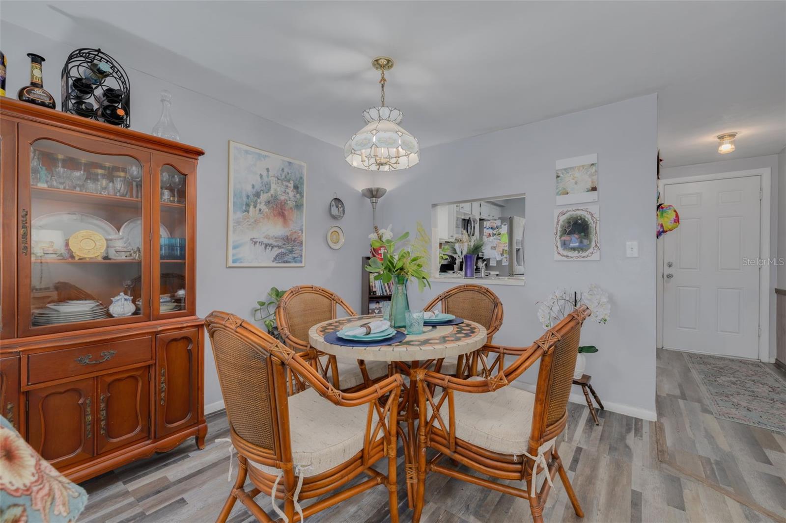 Spacious Formal Dining Area with passway to Kitchen.