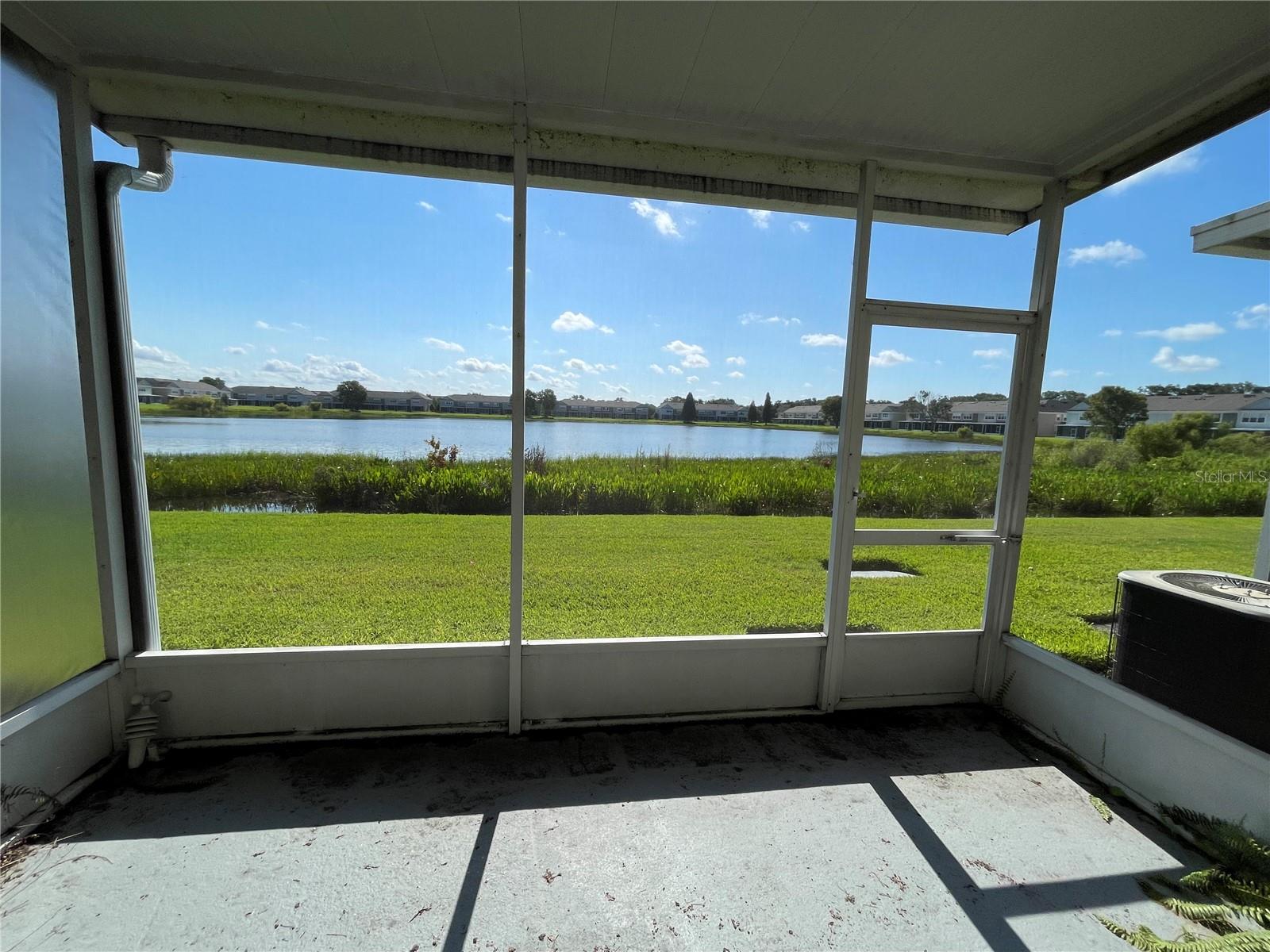 lanai over looking pond