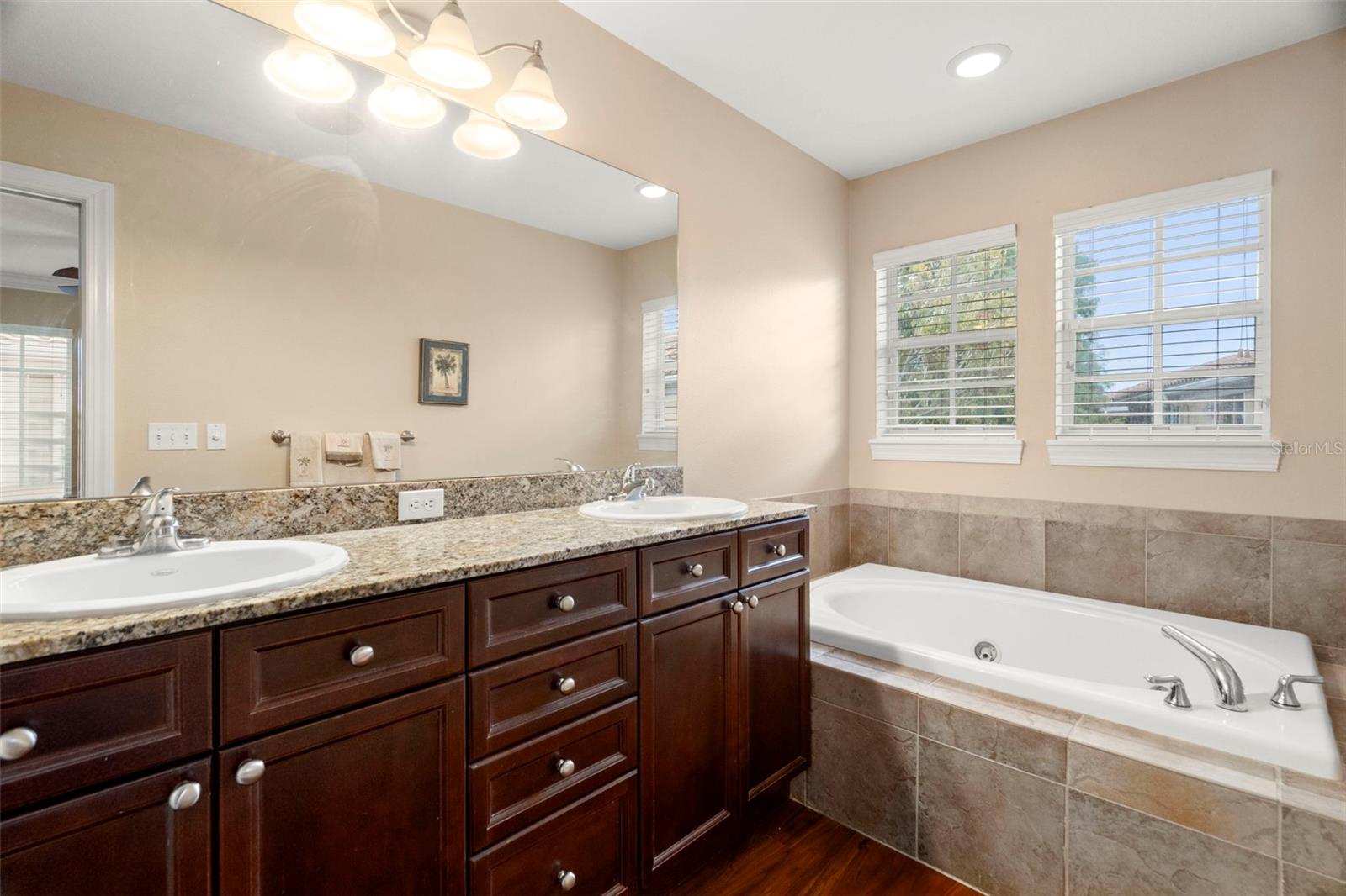 Ensuite Master Bathroom