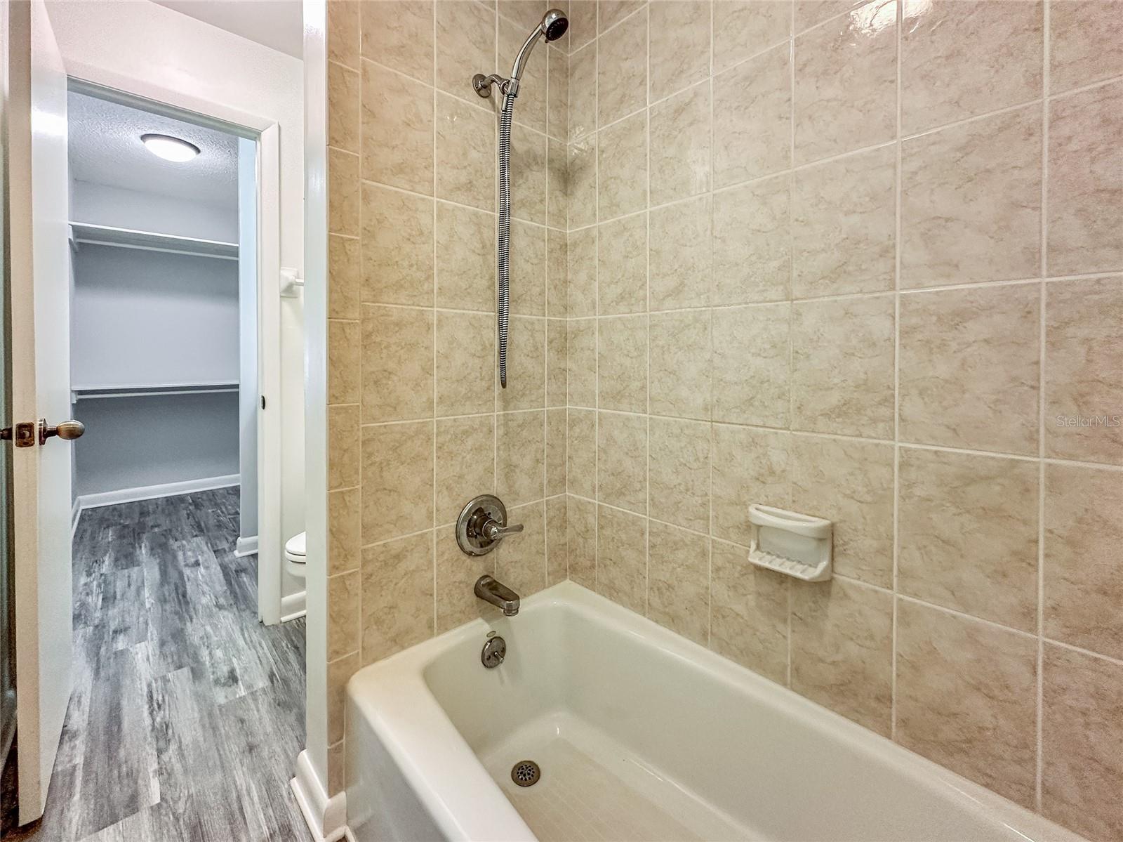 2nd Floor Jack & Jill Bath