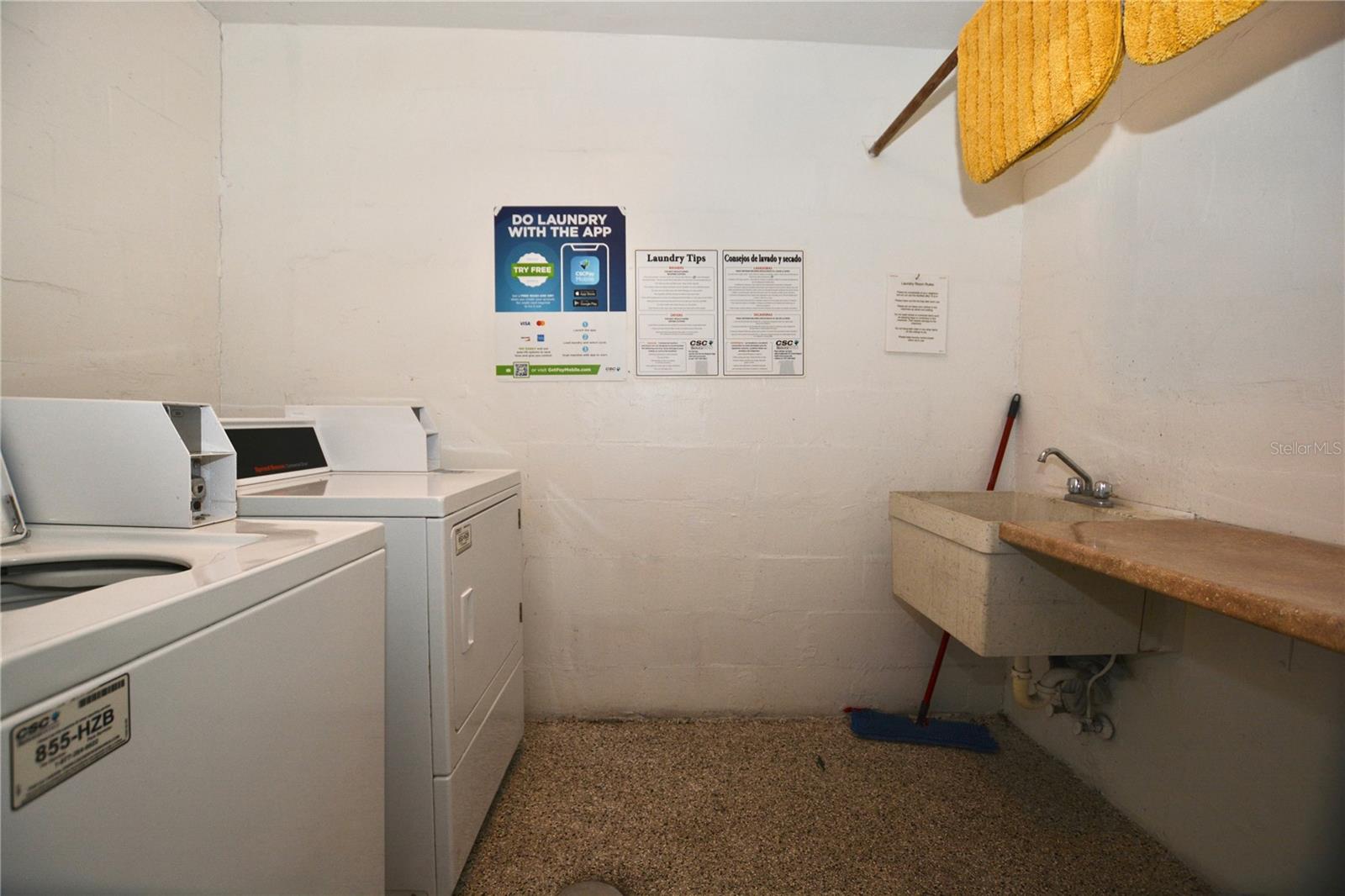 Community Washer & Dryer