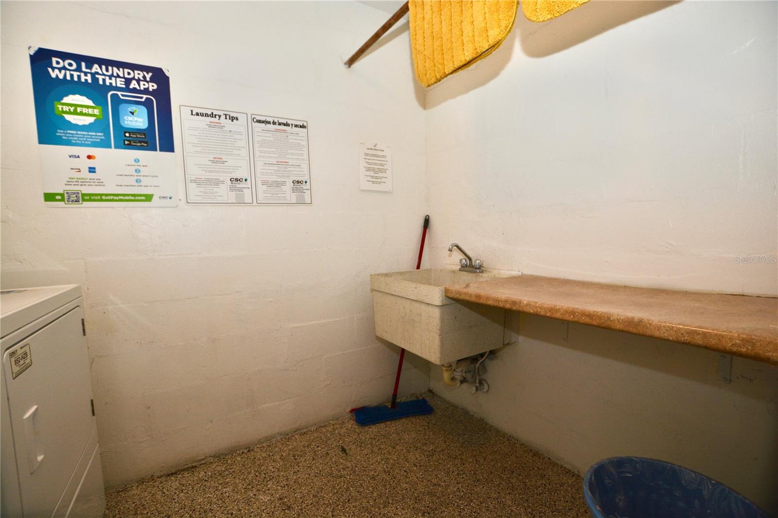 Community Washer & Dryer