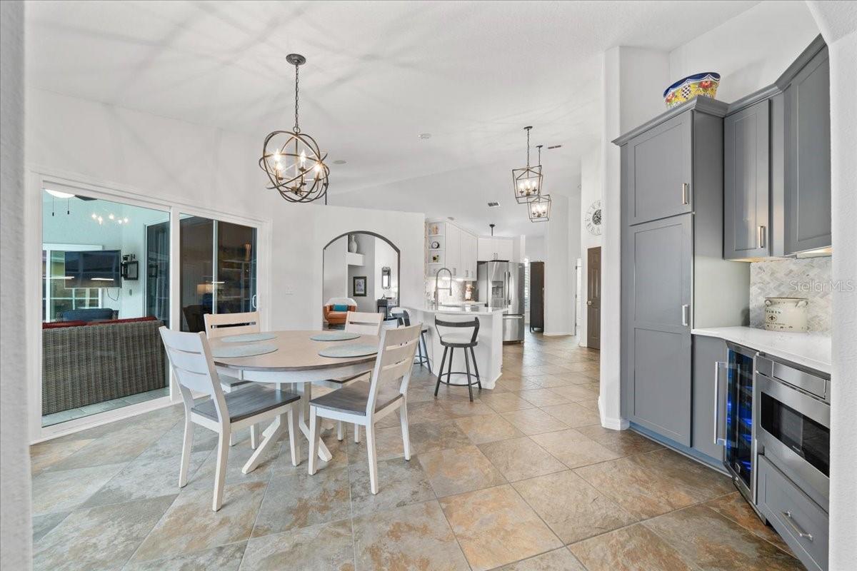 Sunny breakfast nook off the kitchen