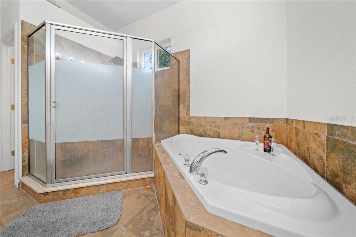 Garden tub soaking