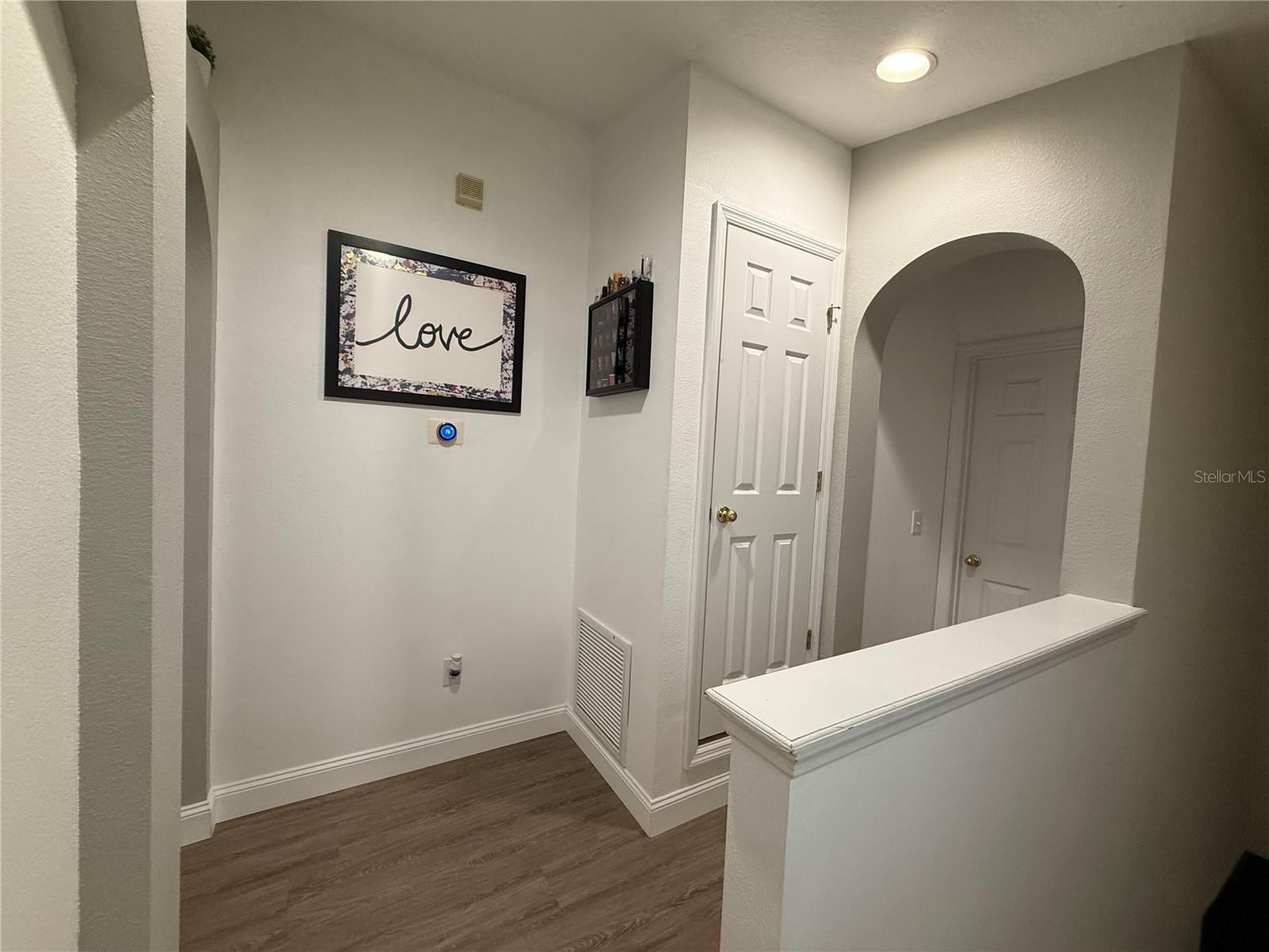guest bath upstairs