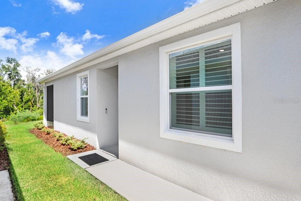 Walkway to Front Door/Landing