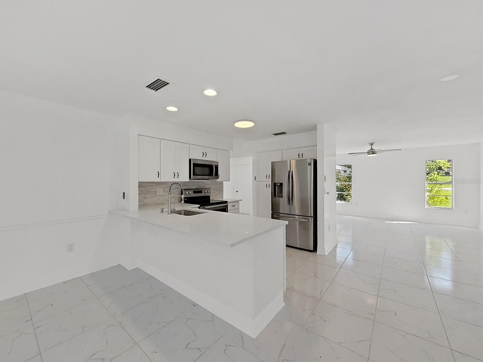 Kitchen/Dining