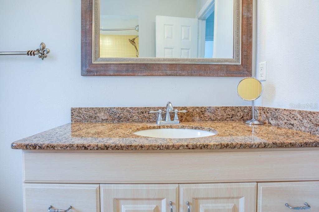 Guest bathroom.