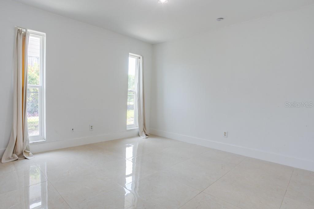 Guest bedroom 2.
