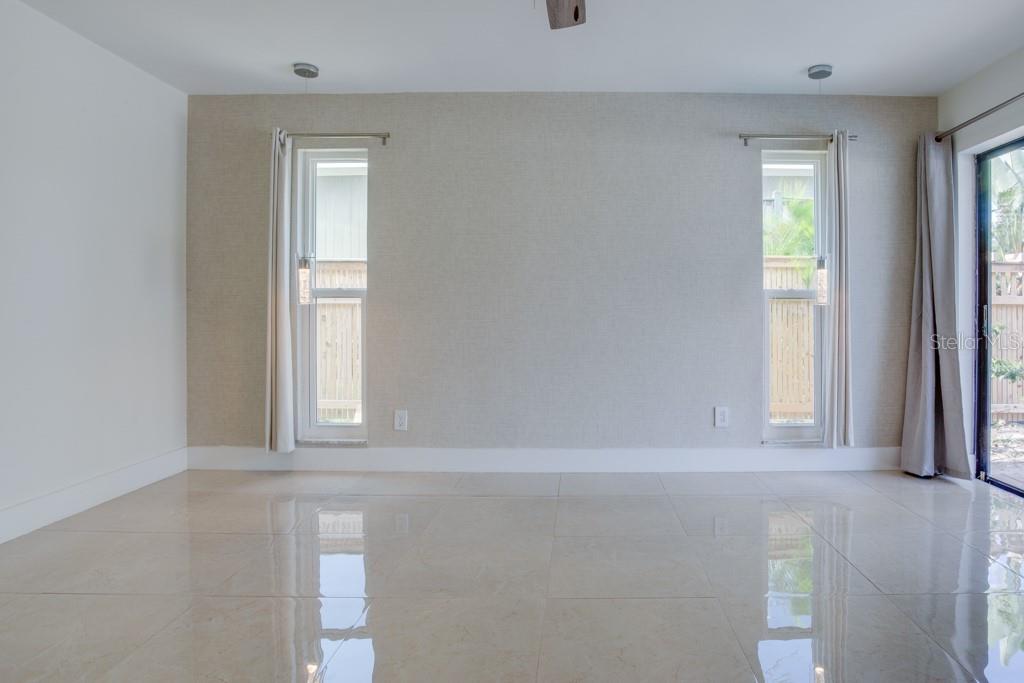 Primary suite.