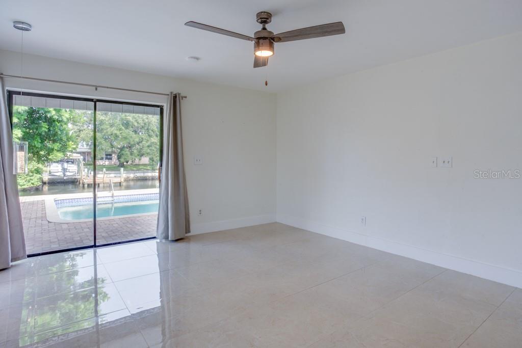 Primary suite.