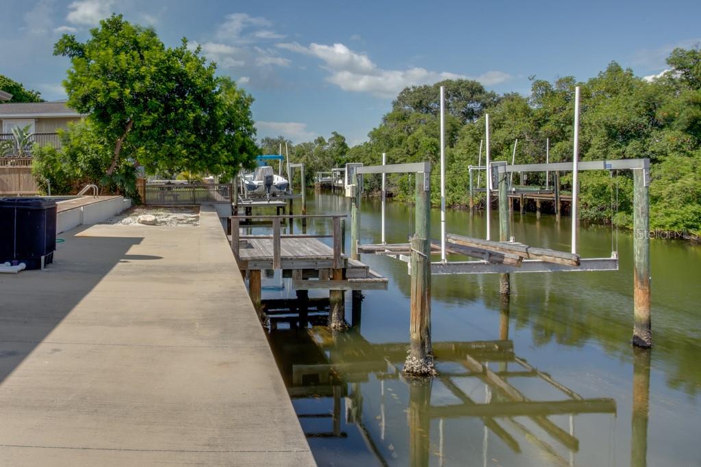 Boat lift - photo was taken during low tide.