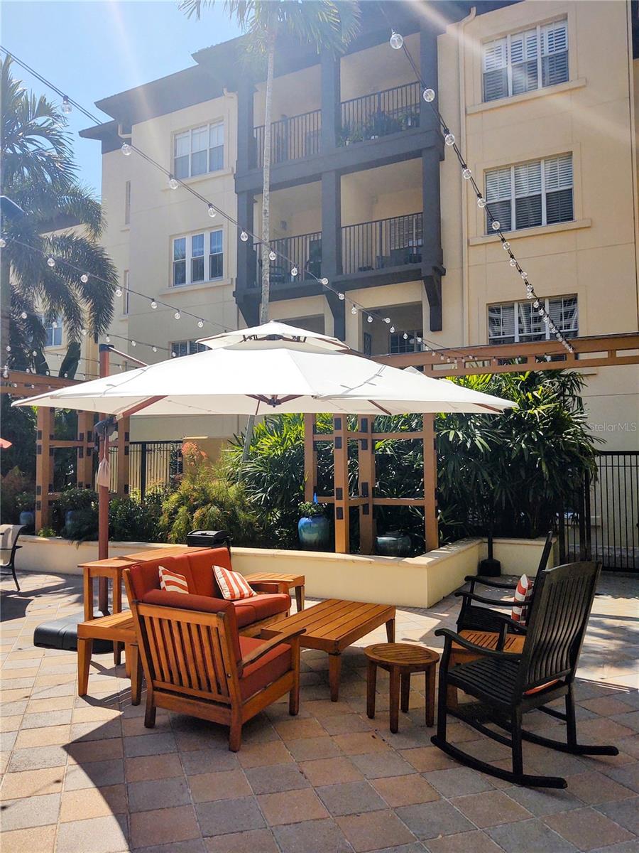 Courtyard Seating