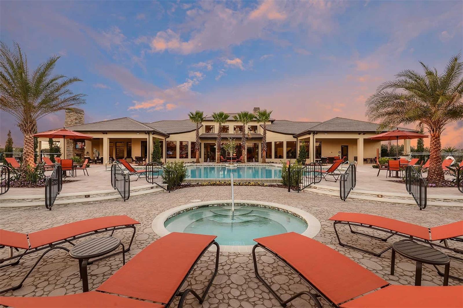 Oasis Club Resort Style Pool & Spa