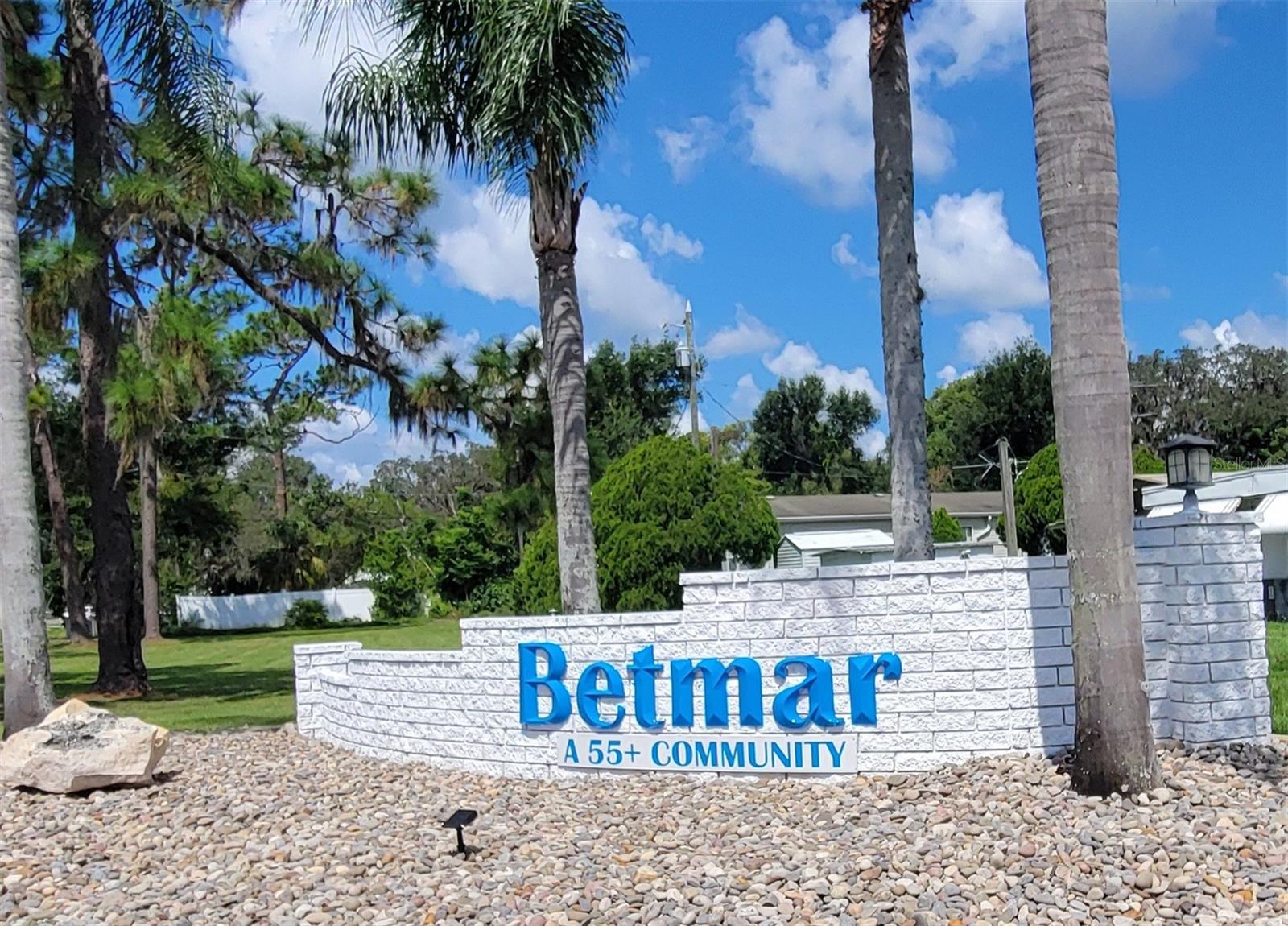 Betmar main entrance